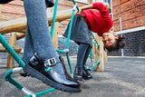 How to Teach Kids to Tie Their Shoelaces - SchoolShoes.co.uk